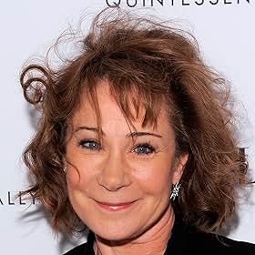 Zoë Wanamaker