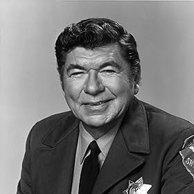 Claude Akins