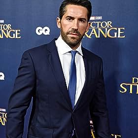 Scott Adkins